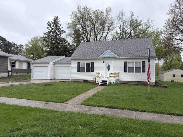 House for sale in Emmet, Iowa