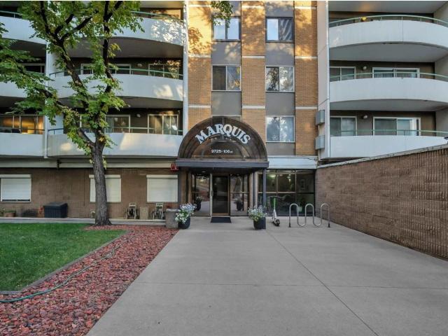 Apartment for sale in Wedgewood, Alberta