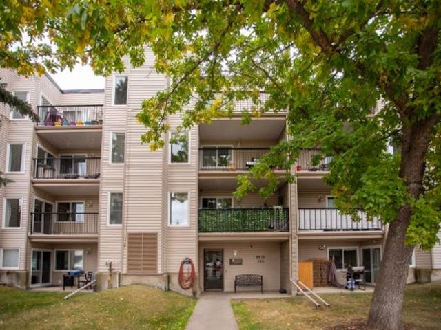 Condo for sale in Wedgewood, Alberta