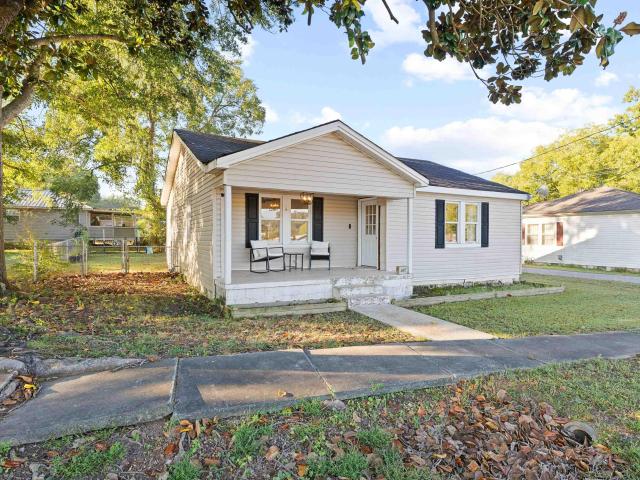 House for sale in Oneonta, Blount County
