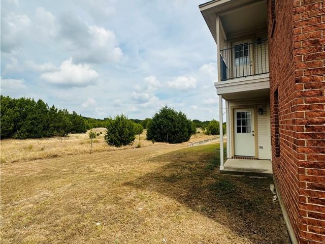 Apartment for sale in Briggs, Texas