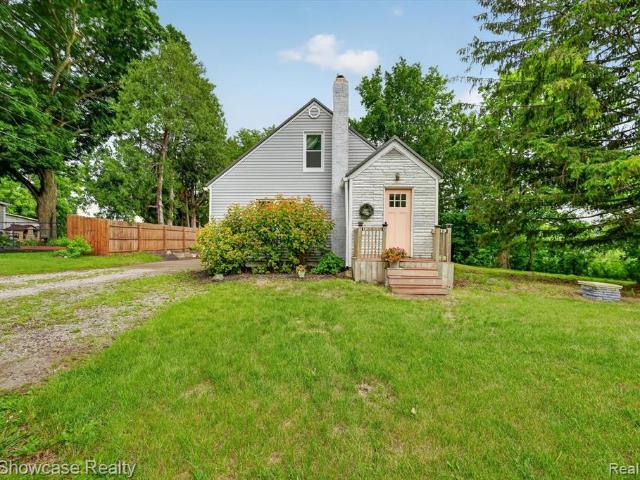 House for sale in Davisburg, Michigan