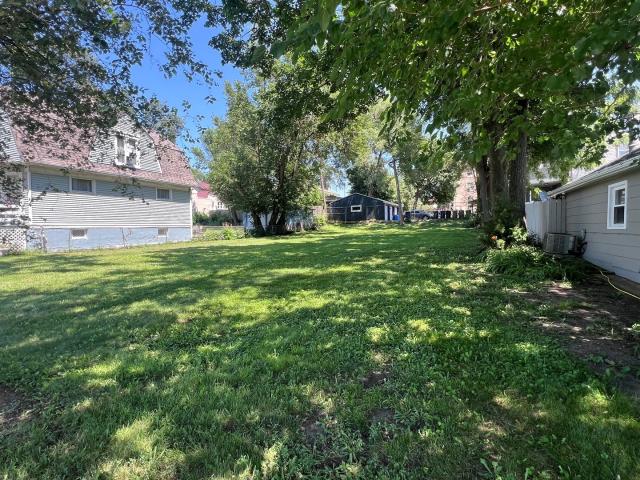 Land for sale in Elgin, Illinois