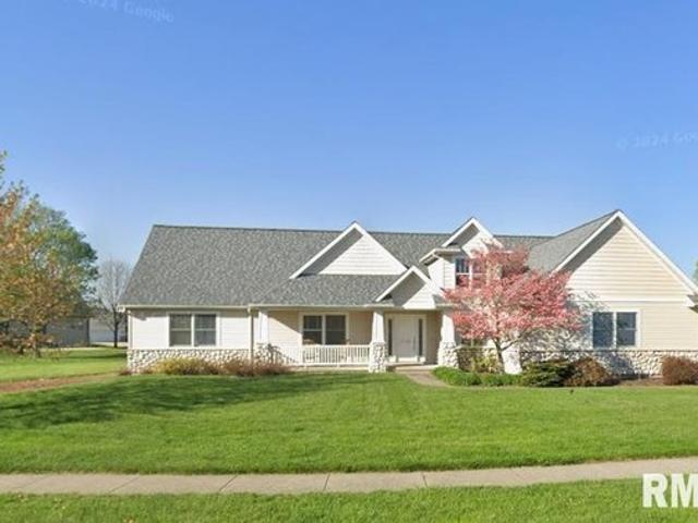 House for sale in Rochester, Illinois