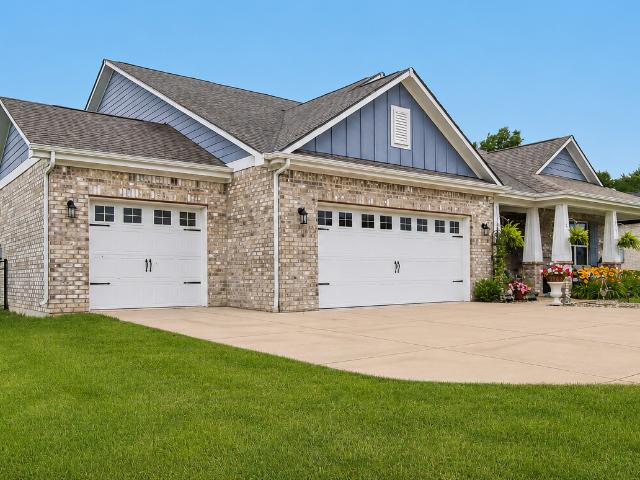 House for sale in Jamestown, Indiana