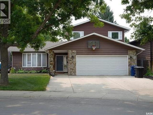 House for sale in Saskatoon, Saskatchewan