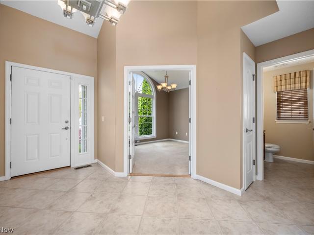 Condo for sale in Avon Lake, Ohio