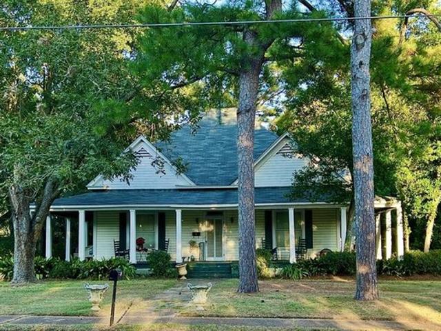 House for sale in Headland, Henry County