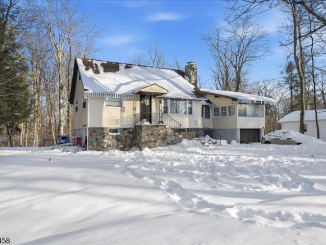 House for sale in Highland Lakes Country Club, Vernon Township