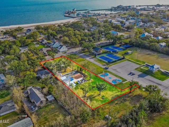 House for sale in Pass Christian, Mississippi