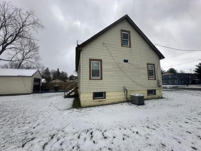 House for sale in Oneida, New York