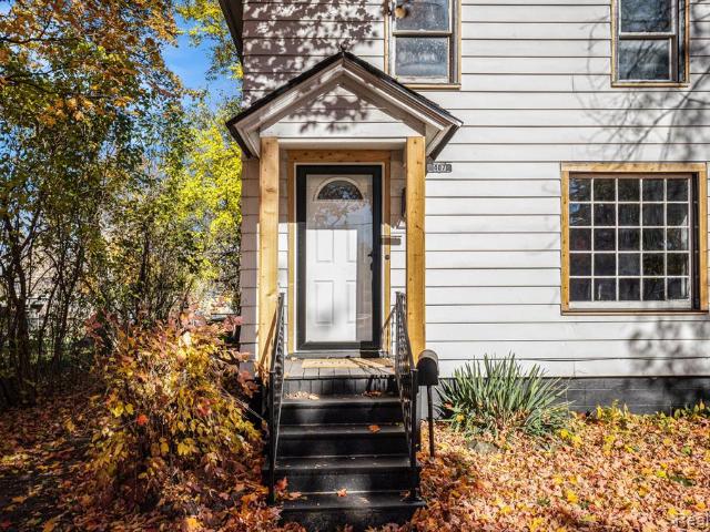 House for sale in Fenton, Michigan