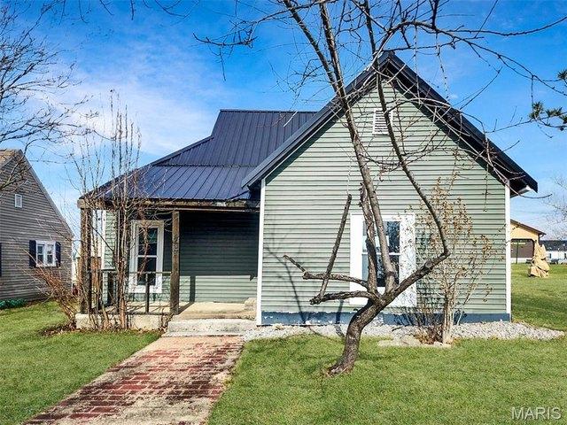House for sale in Perry, Missouri