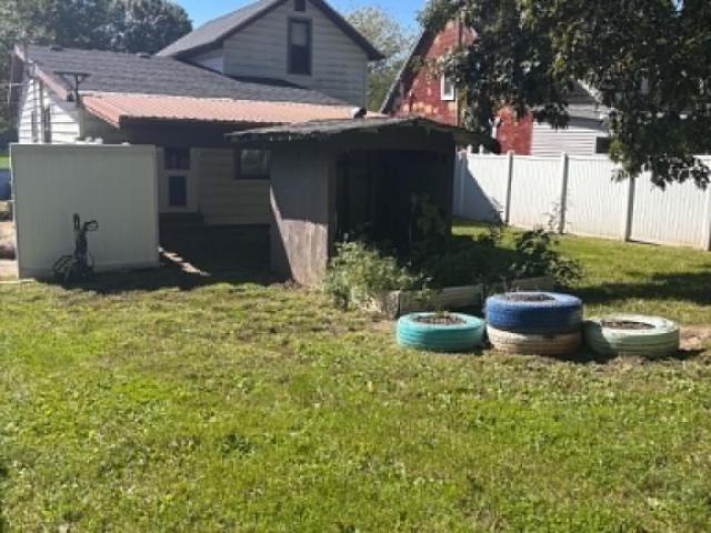 House for sale in Columbia City, Whitley County
