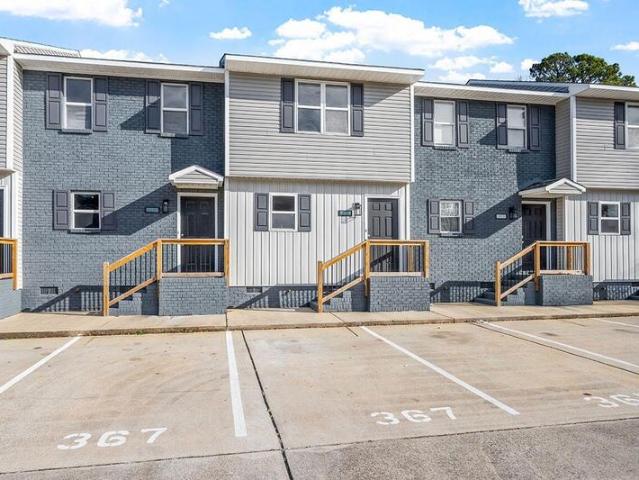 Townhouse for sale in Angier