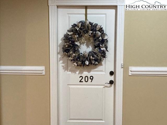Condo for sale in Millers Creek, North Carolina