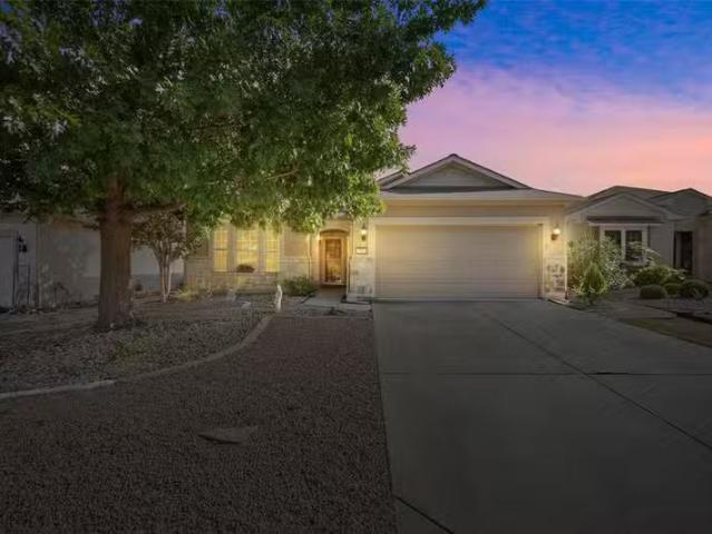 House for sale in Georgetown