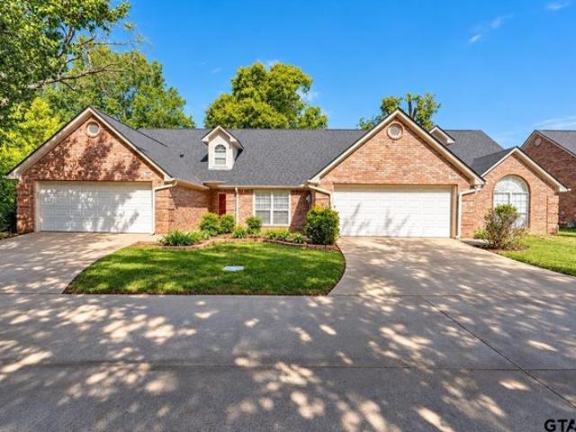 House for sale in Chandler, Henderson County