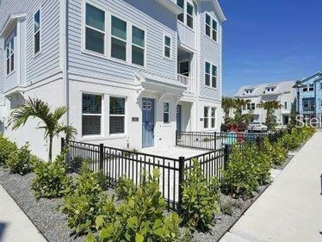 Townhouse for rent in Sarasota