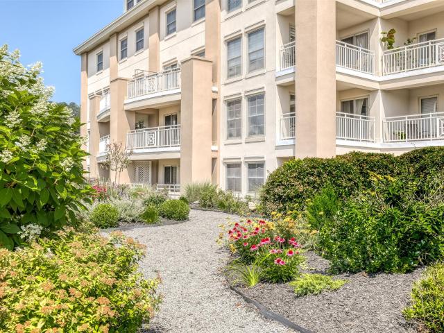 Condo for sale in Piermont