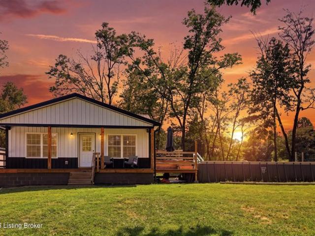 House for sale in Shepherdsville, Kentucky