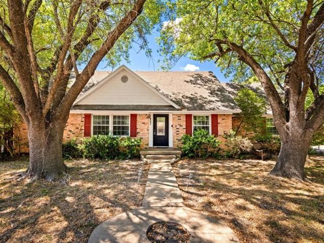 House for sale in Ellis, Texas