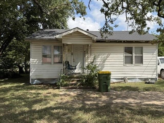 House for sale in Riesel, Texas