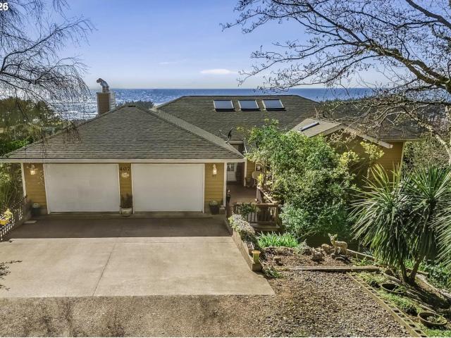 House for sale in Oregonia