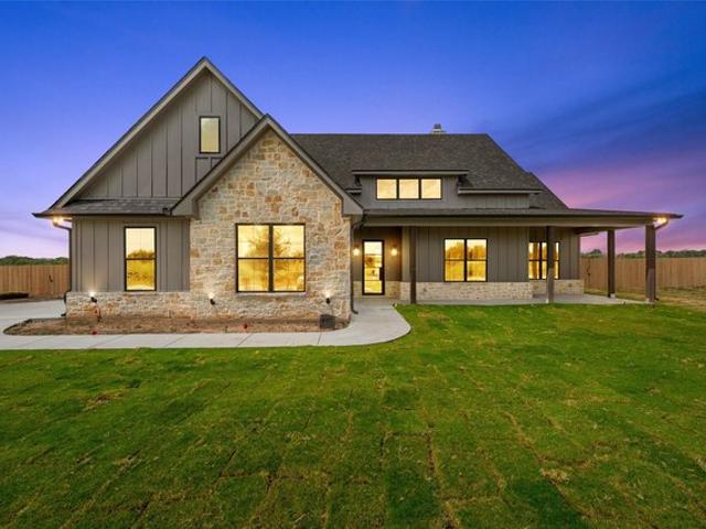 House for sale in China Spring, Texas