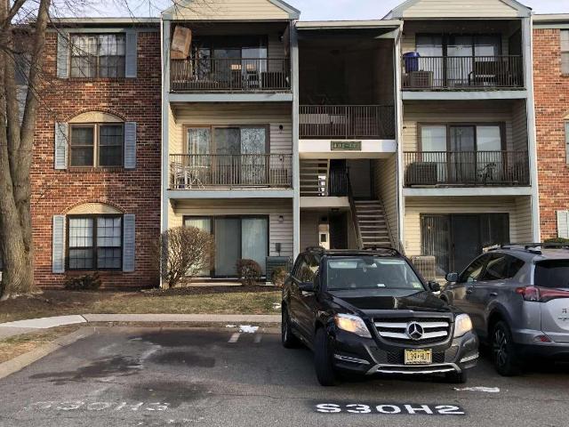 Condo for sale in Piscataway, New Jersey