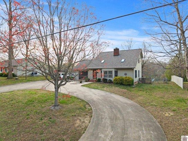 House for sale in Kuttawa, Kentucky