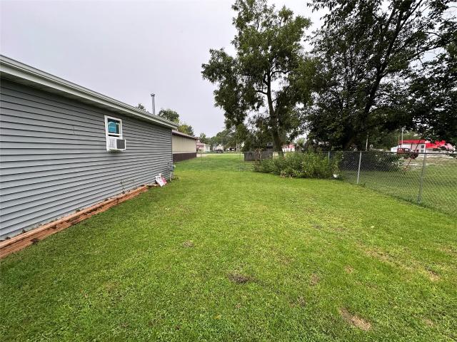 House for sale in New Virginia, Warren County