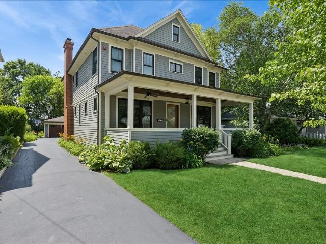 House for sale in Libertyville, Illinois