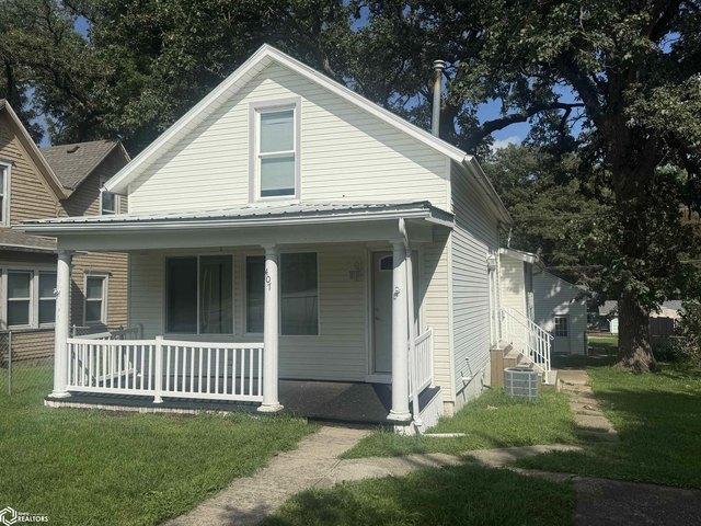 House for sale in Avoca, Iowa