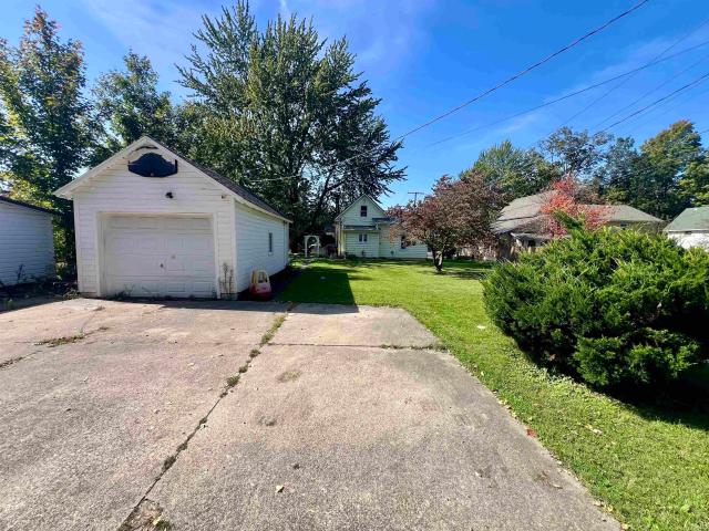 House for sale in Nappanee, Elkhart County