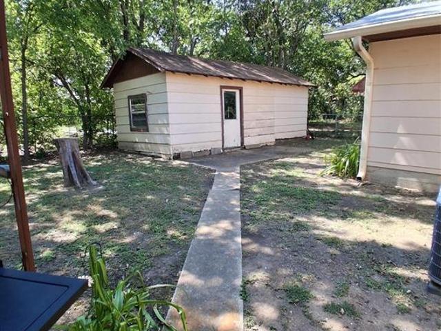 House for sale in Itasca, Hill County