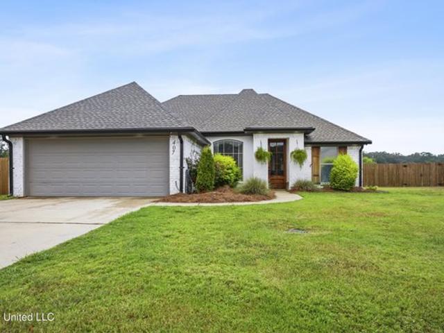 House for sale in Pearl, Mississippi