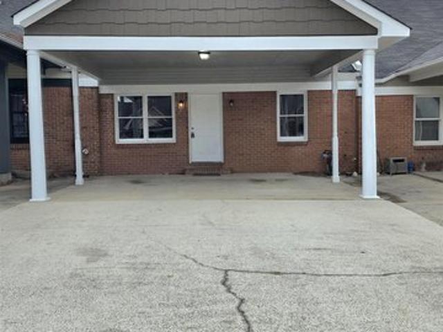 Townhouse for sale in Danville, Alabama