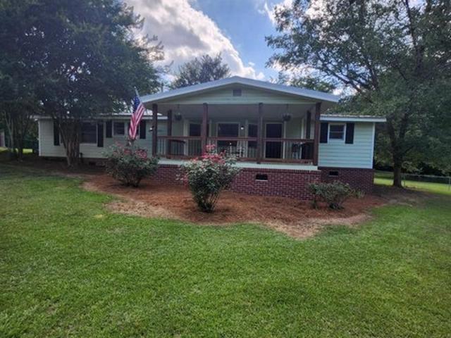 House for sale in Doerun, Georgia
