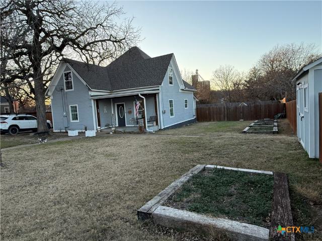 House for sale in Hamilton, Texas