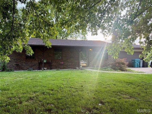 House for sale in Smithton, Illinois