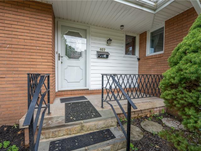 House for sale in Laughlintown, Pennsylvania