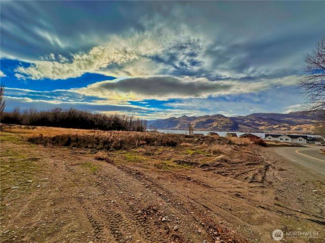 Land for sale in Oroville, Washington