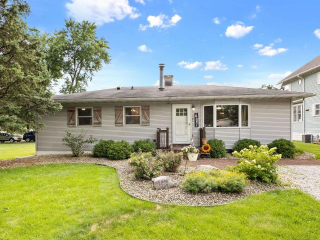 House for sale in Manhattan, Illinois