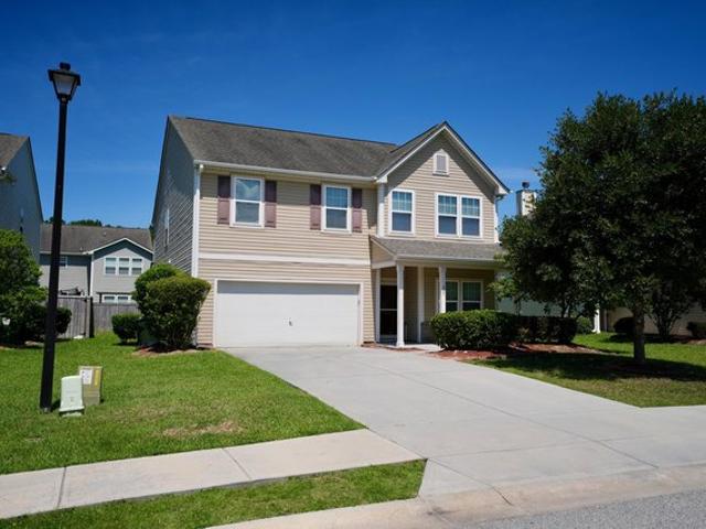 House for sale in Moncks Corner, South Carolina