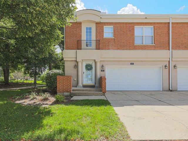 Condo for sale in Buffalo Grove, Illinois