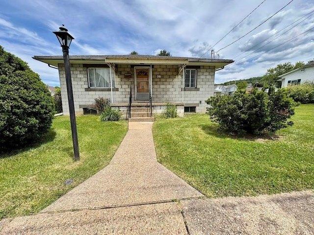 House for sale in Connellsville, Pennsylvania