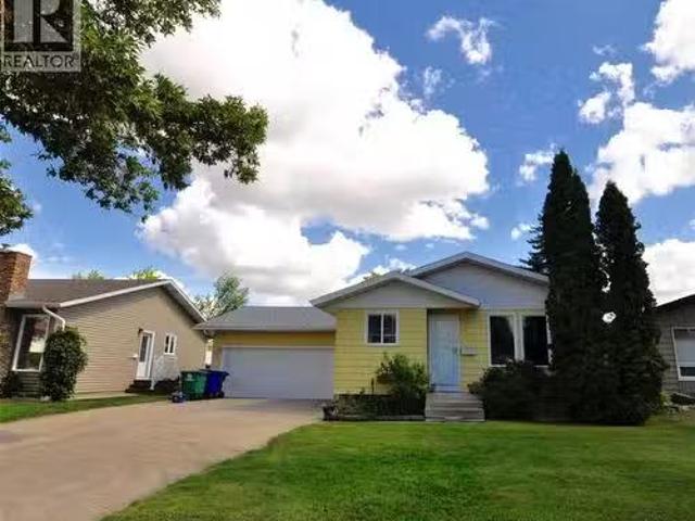 House for sale in Saskatoon, Saskatchewan