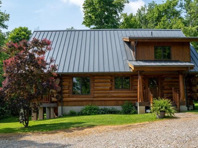 House for sale in Heath, Ohio