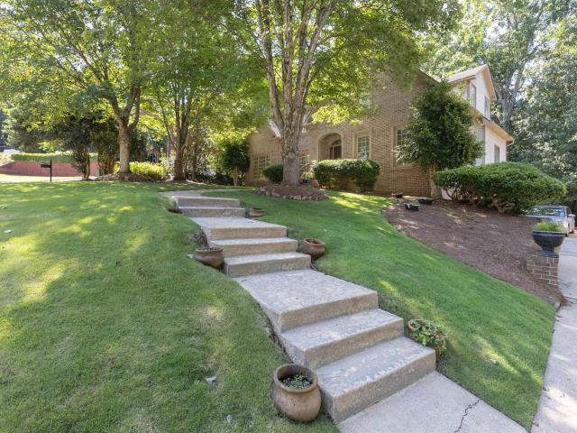 House for sale in Hoover, Alabama